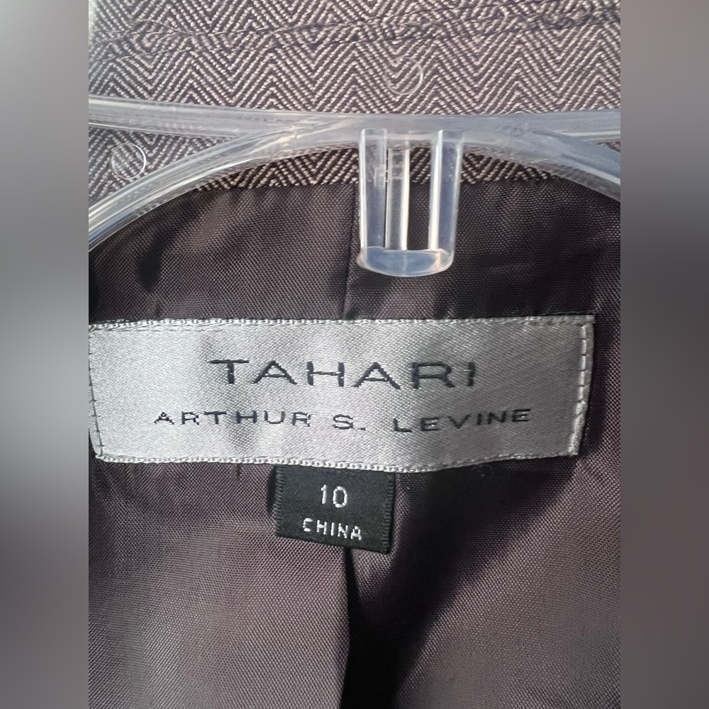 Tahari Brown Women's Blazer - Picture 3 of 3